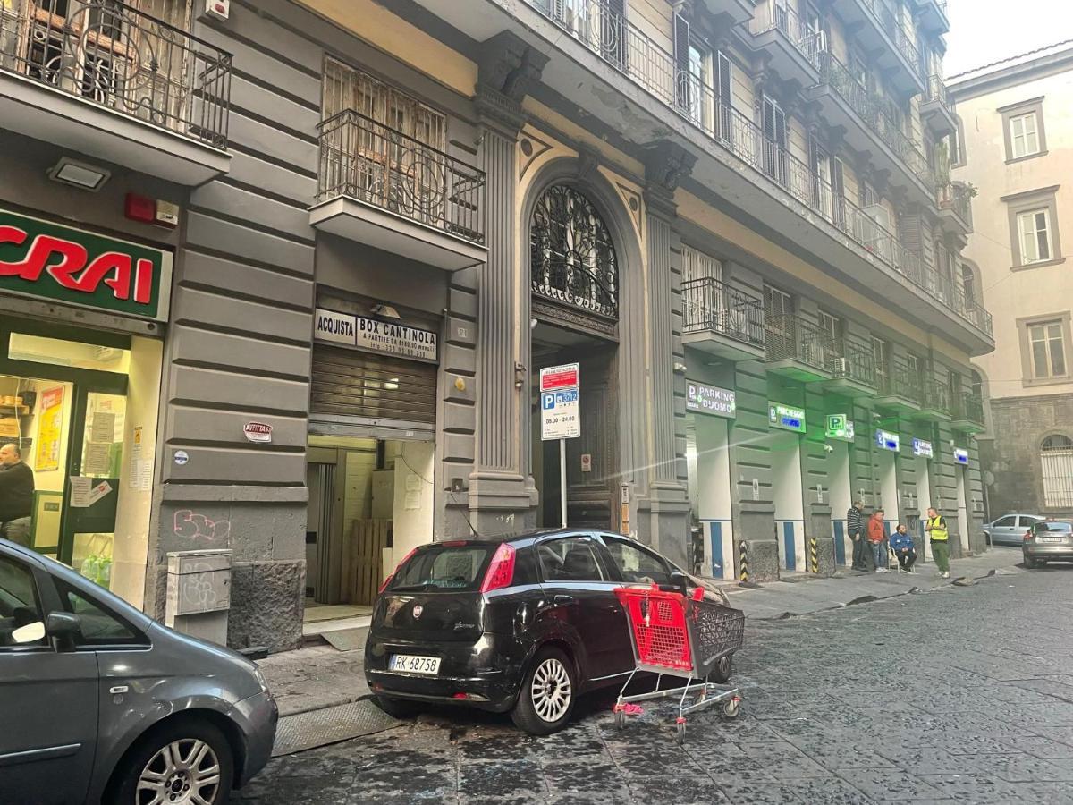 Ferienwohnung La Casa Sulla Nuvola Duomo Centro Storico Di Napoli Exterior foto