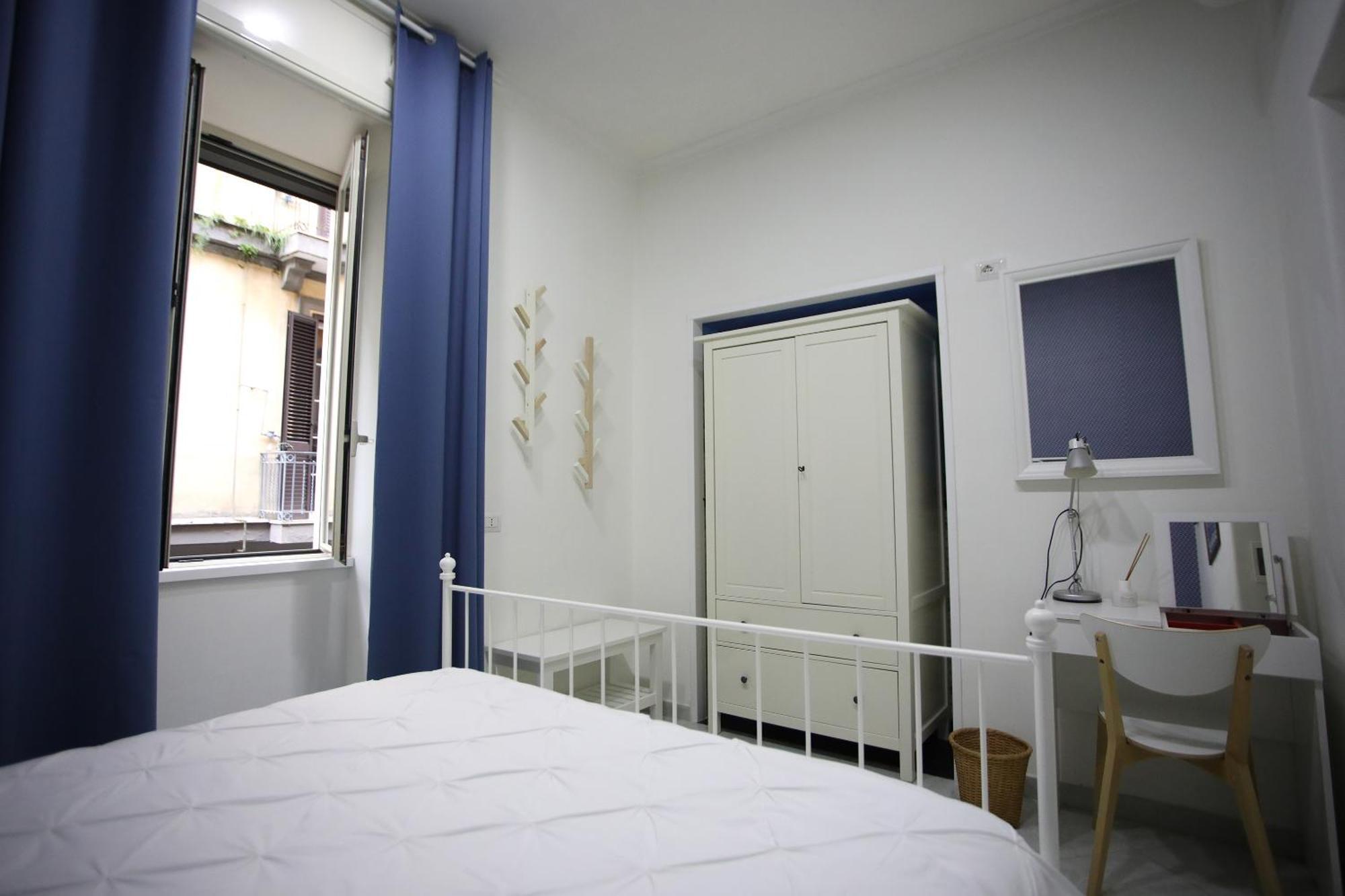 Ferienwohnung La Casa Sulla Nuvola Duomo Centro Storico Di Napoli Exterior foto