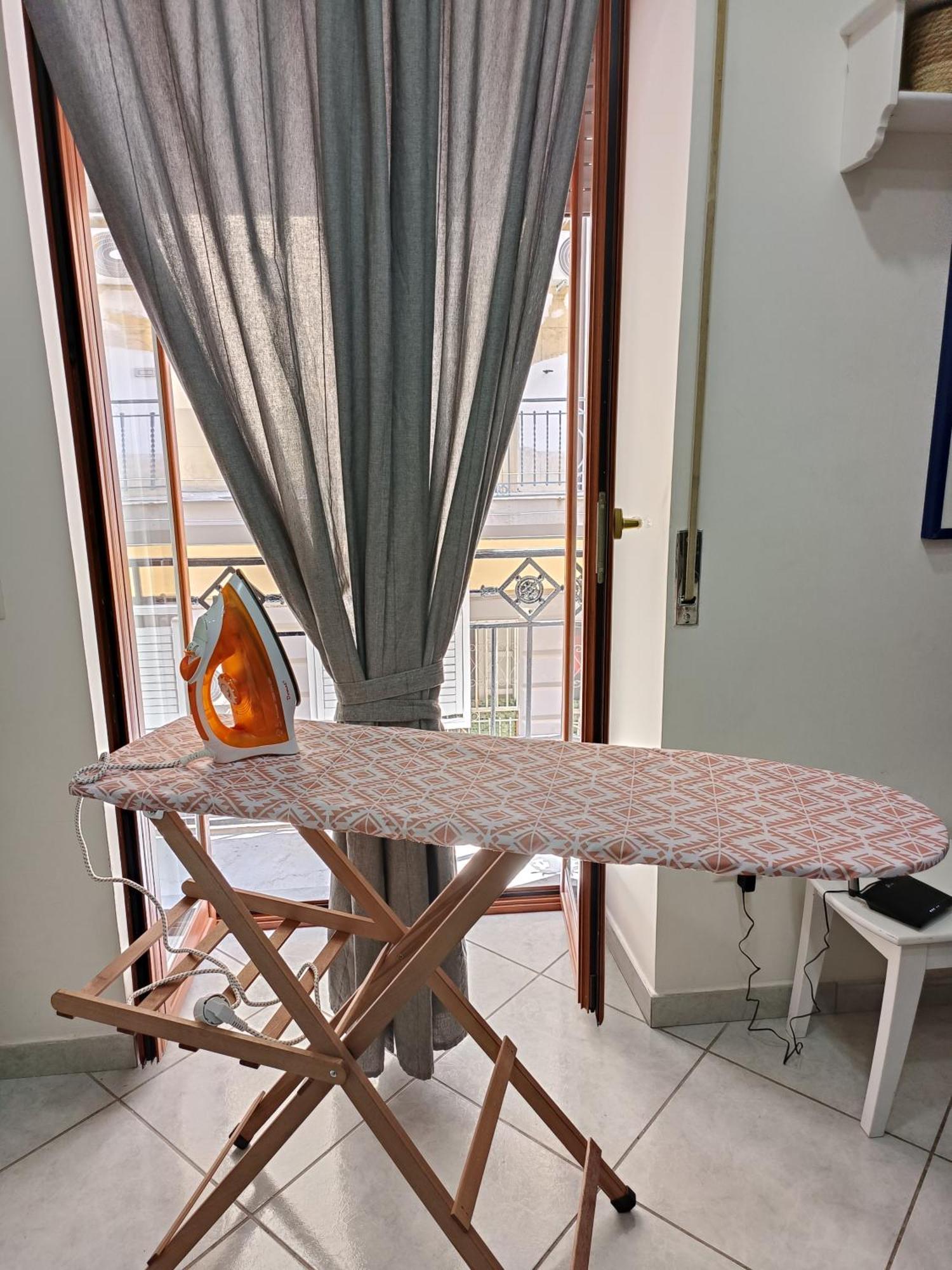 Ferienwohnung La Casa Sulla Nuvola Duomo Centro Storico Di Napoli Zimmer foto